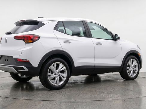 Used 2025 Buick Encore GX Preferred AWD/4WD image 9