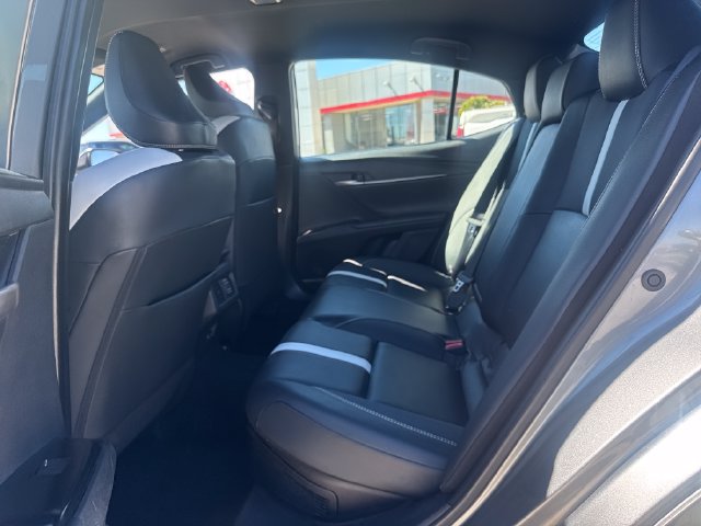 Used 2025 Toyota Camry SE FWD image 14