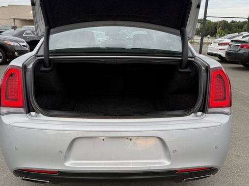 Used 2021 Chrysler 300 S RWD image 11