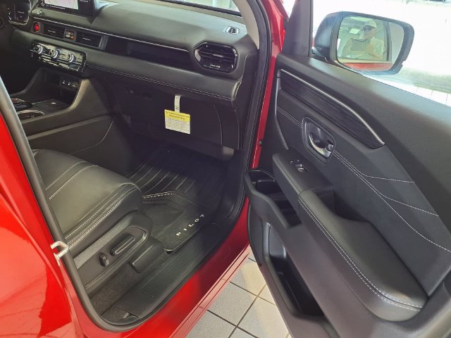 Certified 2026 Honda Pilot Touring image 28
