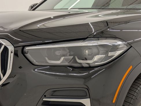Used 2023 BMW X5 xDrive40i w/ Premium Package image 11