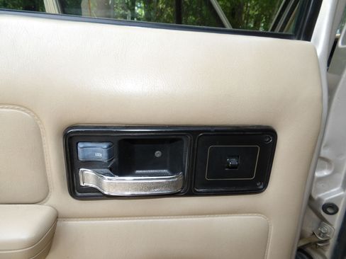Used 1996 Jeep Cherokee 4WD 4-Door image 93
