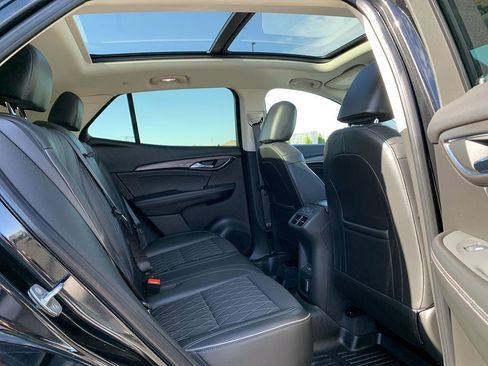 Used 2023 Buick Envision Avenir image 32