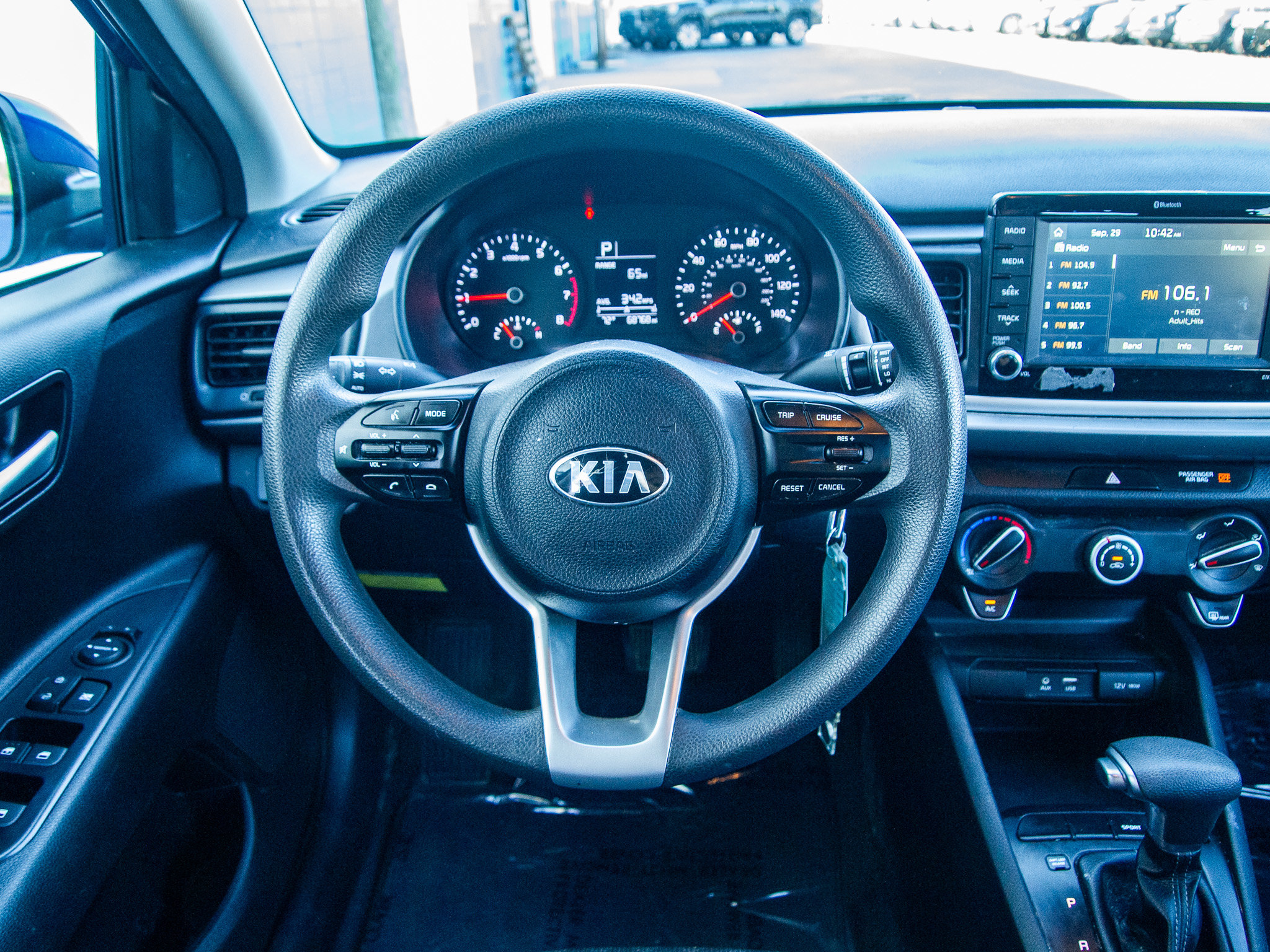 Used 2019 Kia Rio S FWD image 21