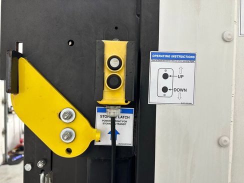 Used 2024 Ford E-350 and Econoline 350 Super Duty image 32