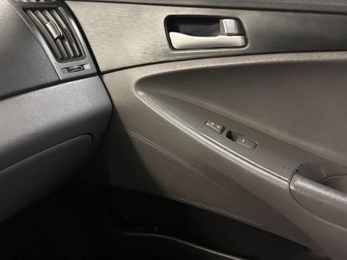 Used 2013 Hyundai Sonata GLS FWD image 15