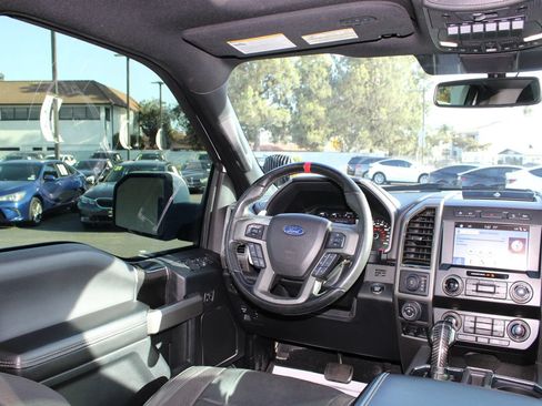 Used 2019 Ford F150 Raptor w/ Equipment Group 802A Luxury AWD/4WD image 23