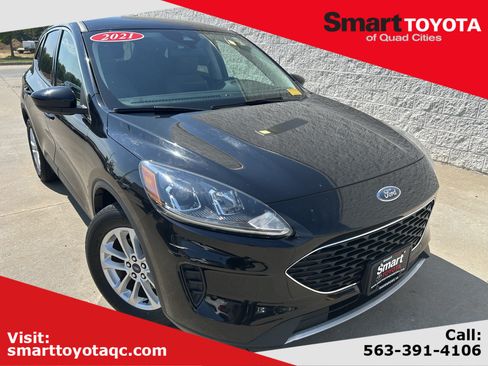 Used 2021 Ford Escape SE w/ Convenience Package FWD image 1