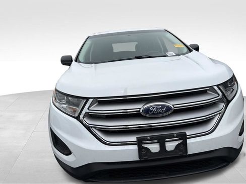 Used 2018 Ford Edge SE FWD image 6