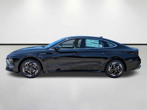 New 2026 Hyundai Sonata SEL FWD image 8