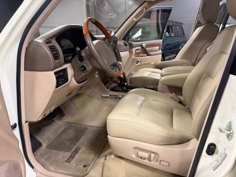 Used 2001 Lexus LX 470 4WD image 23