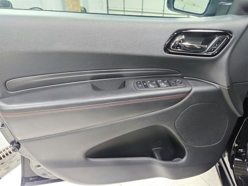 Used 2023 Dodge Durango GT image 40