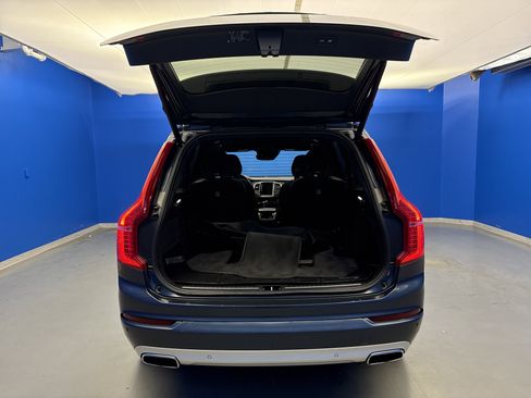 Used 2020 Volvo XC90 T6 Momentum AWD/4WD image 28