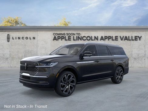 New 2026 Lincoln Navigator L Reserve AWD/4WD image 1