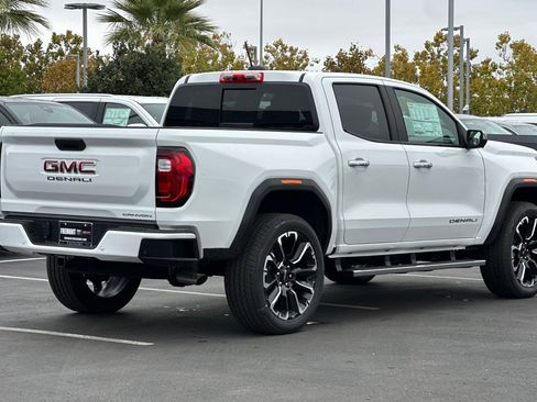 New 2026 GMC Canyon Denali image 4