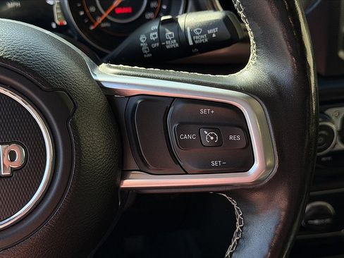 Used 2019 Jeep Wrangler Unlimited Sahara w/ LED Lighting Group image 16