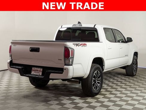 Used 2023 Toyota Tacoma TRD Sport w/ Advanced Technology Package AWD/4WD image 3