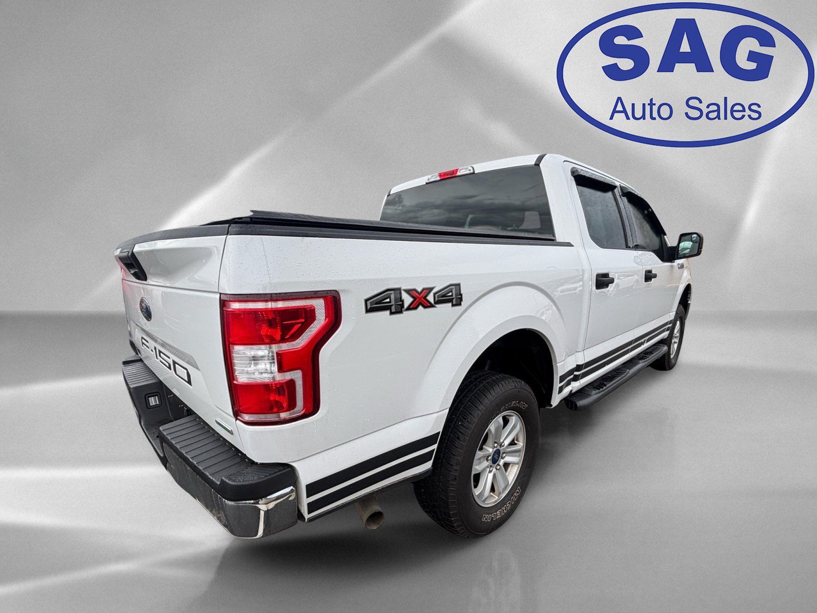 Used 2020 Ford F150 XLT w/ Equipment Group 301A Mid AWD/4WD image 3
