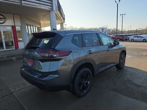 New 2026 Nissan Rogue SV w/ Cold Weather Package image 4
