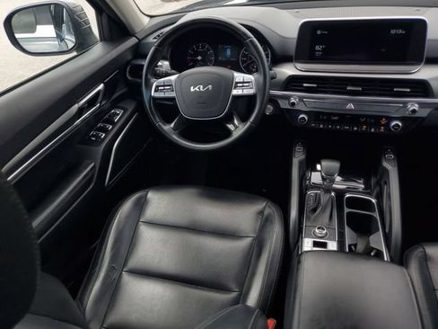 Used 2022 Kia Telluride S AWD/4WD image 14