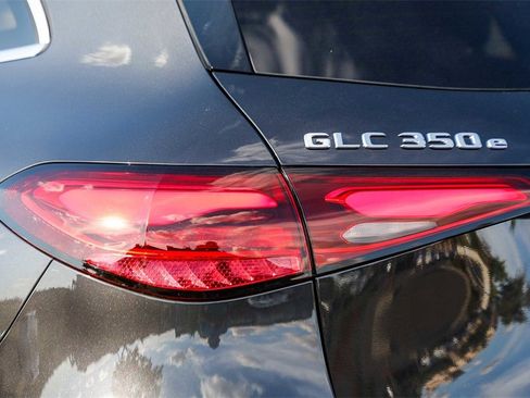 New 2026 Mercedes-Benz GLC 350e 4MATIC image 8