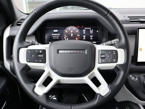Certified 2025 Land Rover Defender 110 S AWD/4WD image 16