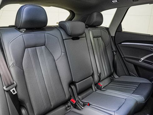 New 2025 Audi Q5 Premium Plus image 13