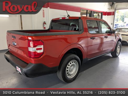 Used 2024 Ford Maverick XL FWD image 4