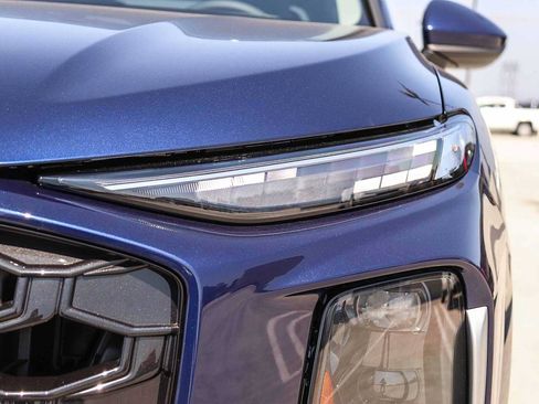 New 2026 Audi Q3 quattro 2.0T AWD/4WD image 7