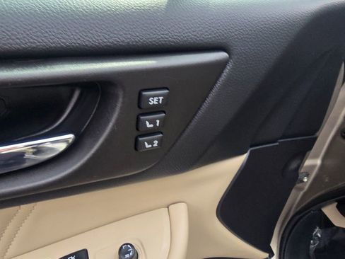 Used 2018 Subaru Legacy 2.5i Limited image 19