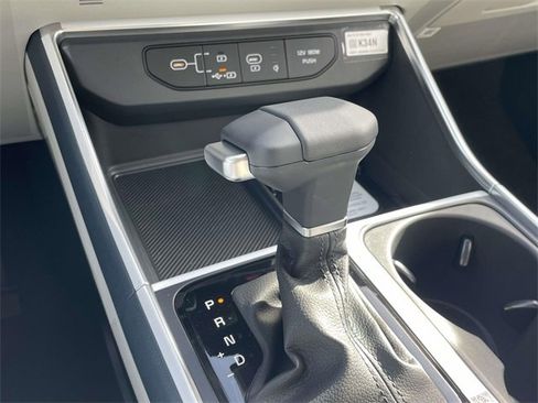 New 2026 Kia Carnival EX image 40