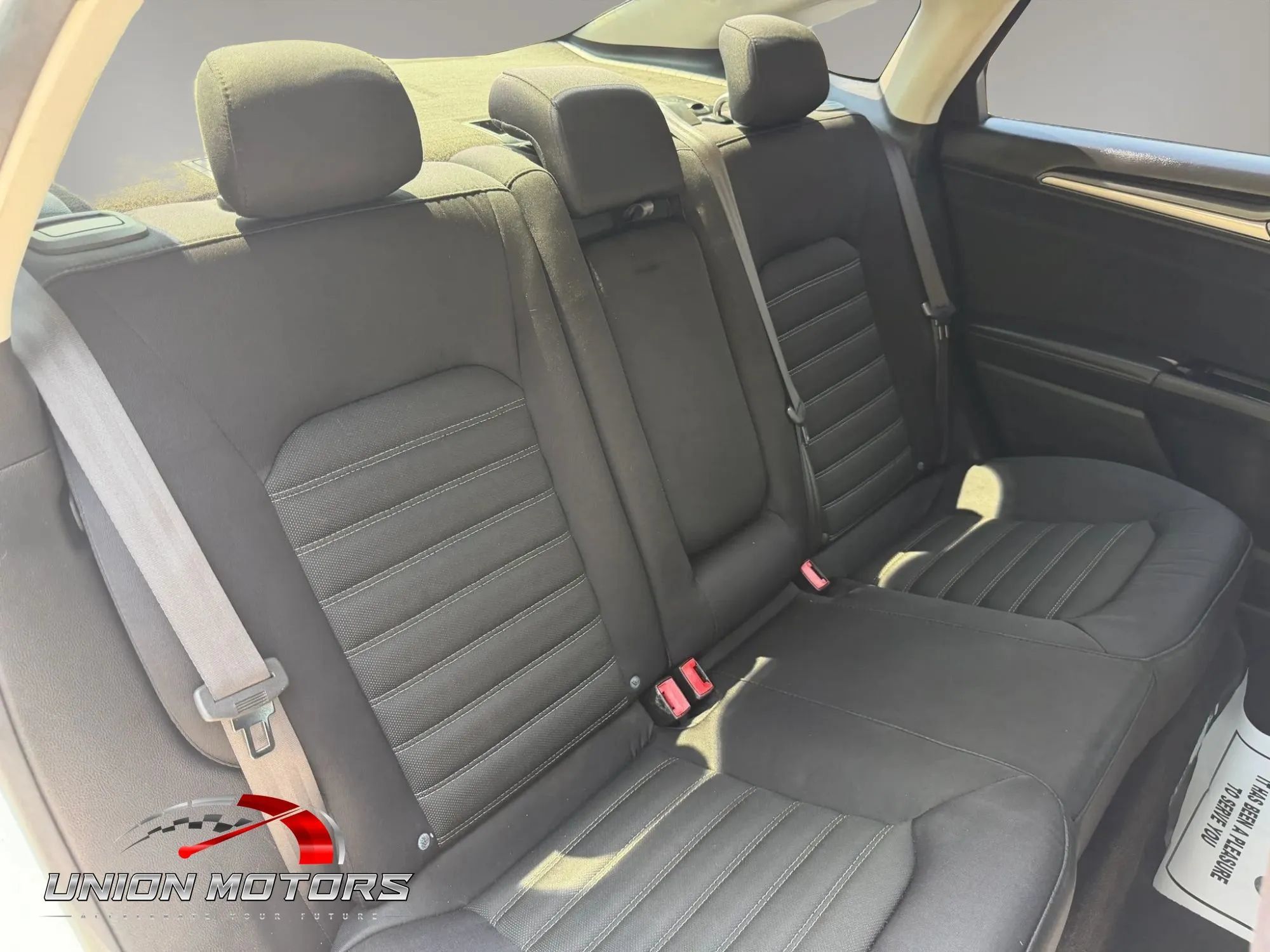 Used 2014 Ford Fusion SE FWD image 37
