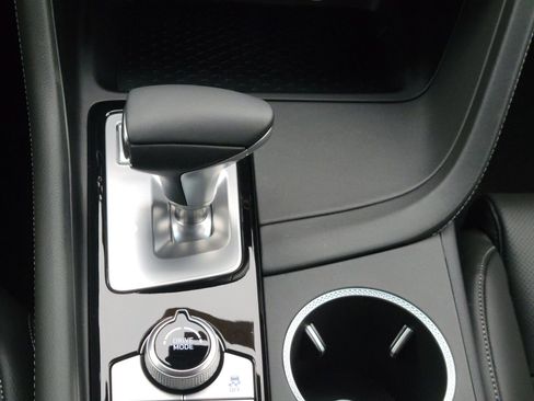 New 2026 Genesis G70 2.5T image 23