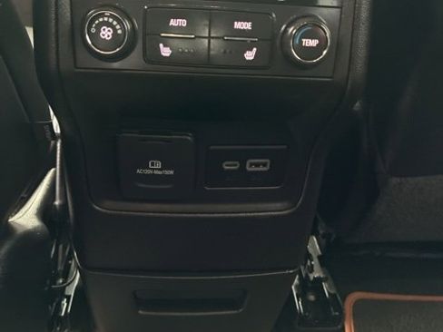 Used 2023 GMC Acadia AT4 w/ Technology Package image 21