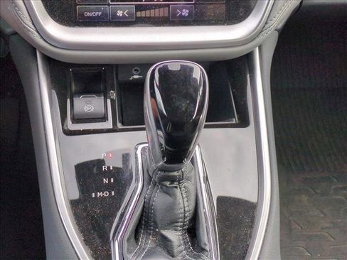 Certified 2023 Subaru Outback Premium image 10