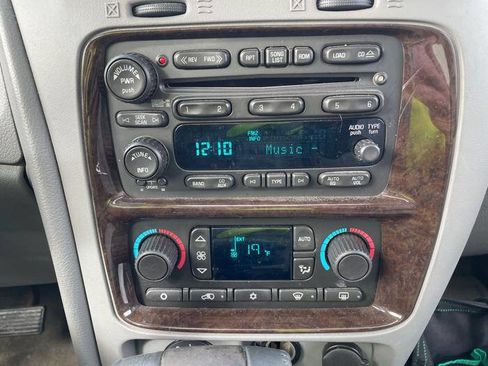 Used 2007 Buick Rainier CXL image 37