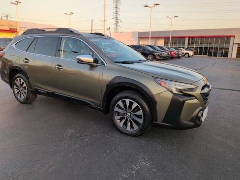 Used 2025 Subaru Outback Touring XT w/ Popular Package #2 AWD/4WD image 7