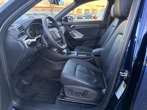 Certified 2025 Audi Q3 2.0T Premium Plus w/ Premium Plus Package image 5