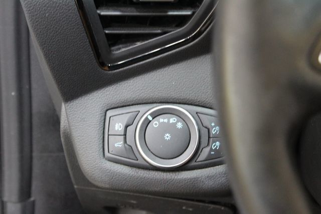 Used 2017 Ford Escape Titanium AWD/4WD image 15