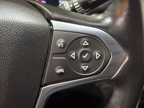 Used 2022 Chevrolet Traverse RS w/ LPO, Floor Liner Package image 28