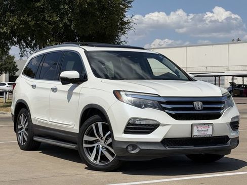 Used 2016 Honda Pilot Touring image 2