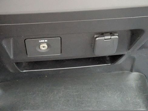 Used 2020 Ford F150 XL image 20