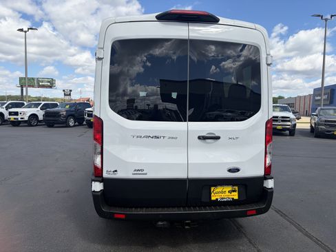 Used 2025 Ford Transit 350 XLT AWD/4WD image 4