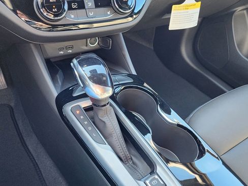 New 2026 Buick Envista Sport Touring image 30