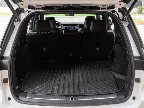 Used 2024 Jeep Grand Cherokee Summit AWD/4WD image 29