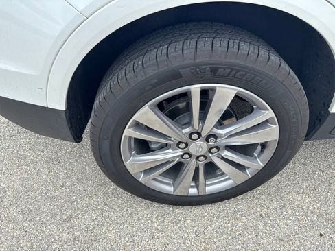 Used 2024 Cadillac XT5 Premium Luxury w/ LPO, Floor Liner Package AWD/4WD image 12