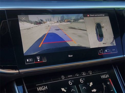 Used 2021 Audi A8 L 4.0T w/ Luxury Package image 22