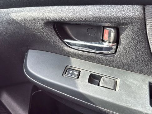 Used 2012 Subaru Impreza 2.0i Sport Premium image 35