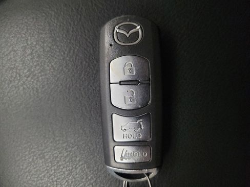 Used 2019 MAZDA CX-5 Touring image 32