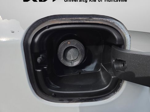 Used 2020 Chevrolet Malibu RS image 32